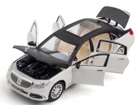 Diecast Resembling Maybach GLS600 Pull Back Car with Lights & Sounds | 1:24 Scale Model Online